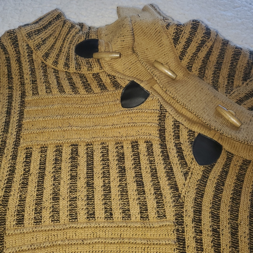 LaVane New York Gold/Black Sweater 4X